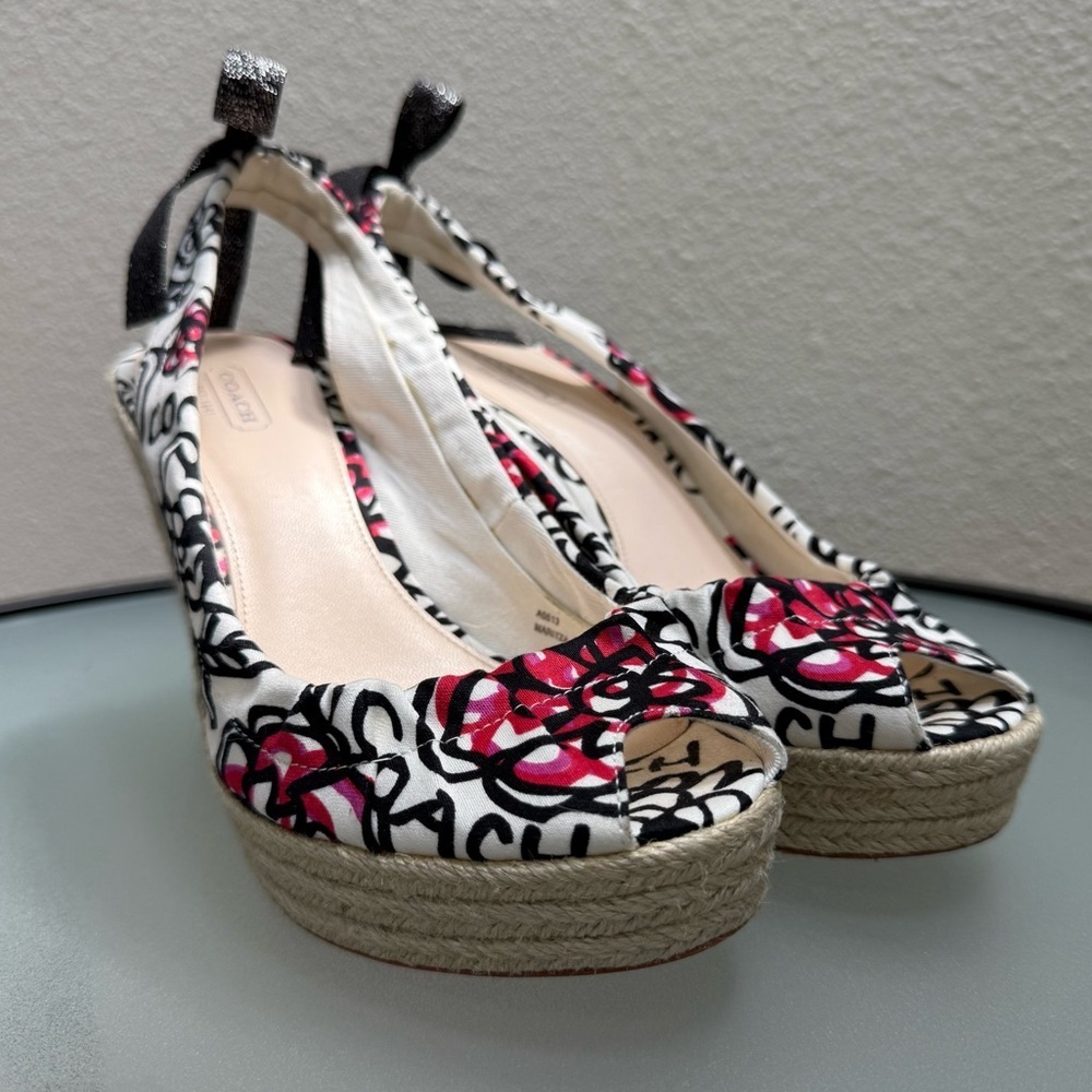 COACH White and Black Maritza Poppy Flower Cunha Espadrilles Sandals Size 8.5 - Picture 4 of 9